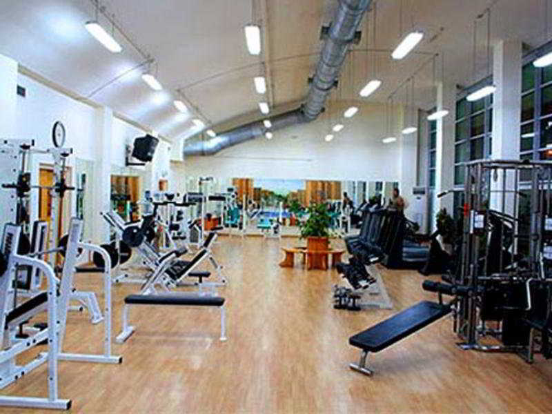 Quality Inn Tripoli Esterno foto